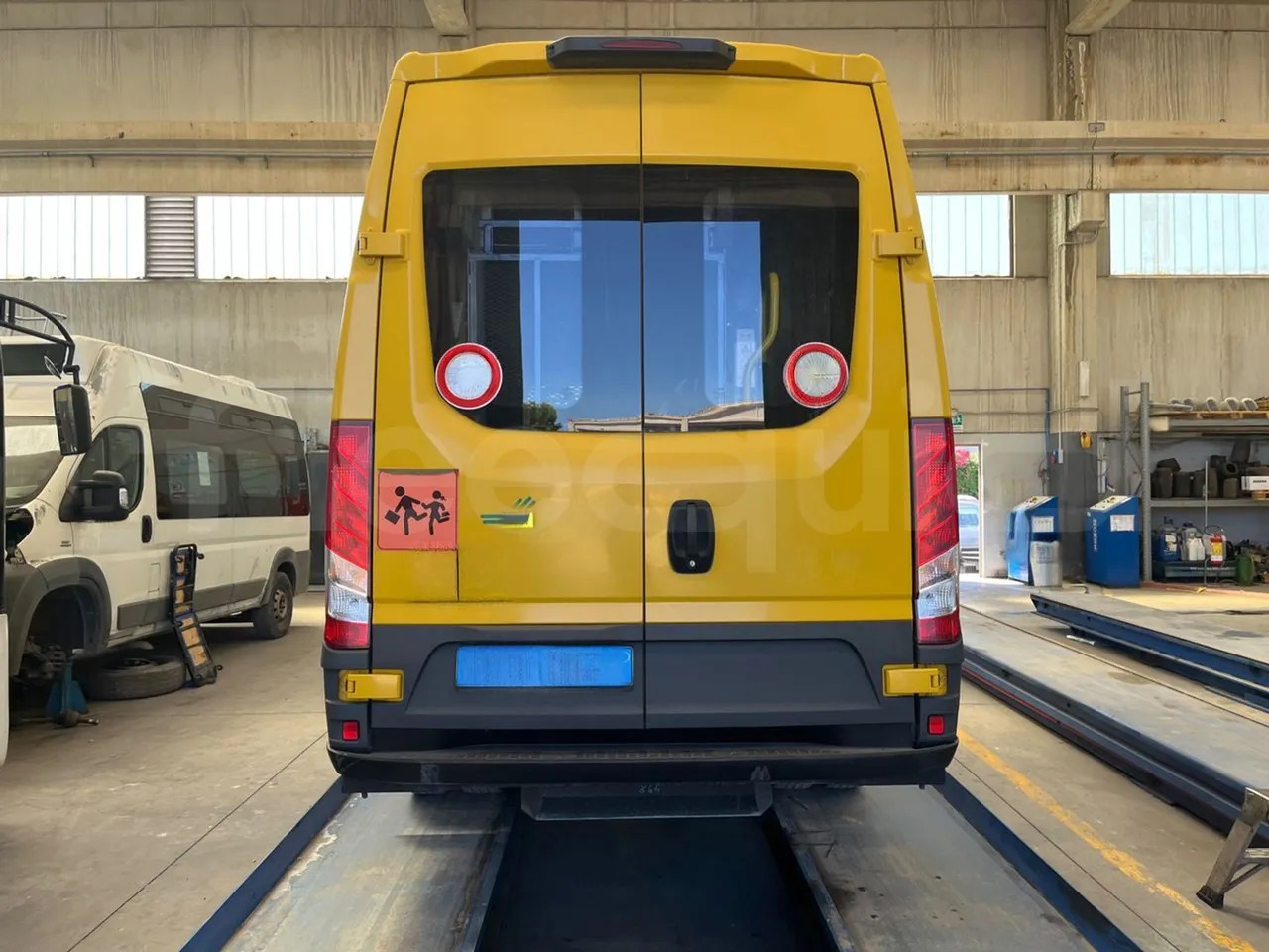 Iveco Daily - Schoolbus: afbeelding 5 Iveco Daily - Schoolbus: afbeelding 5