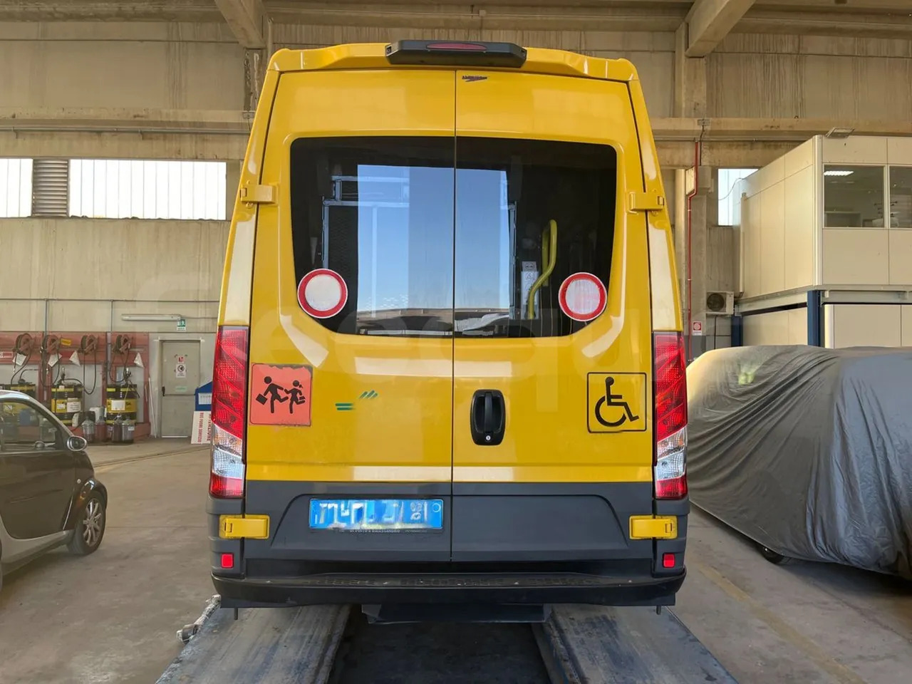 Iveco Daily - Schoolbus: afbeelding 5 Iveco Daily - Schoolbus: afbeelding 5