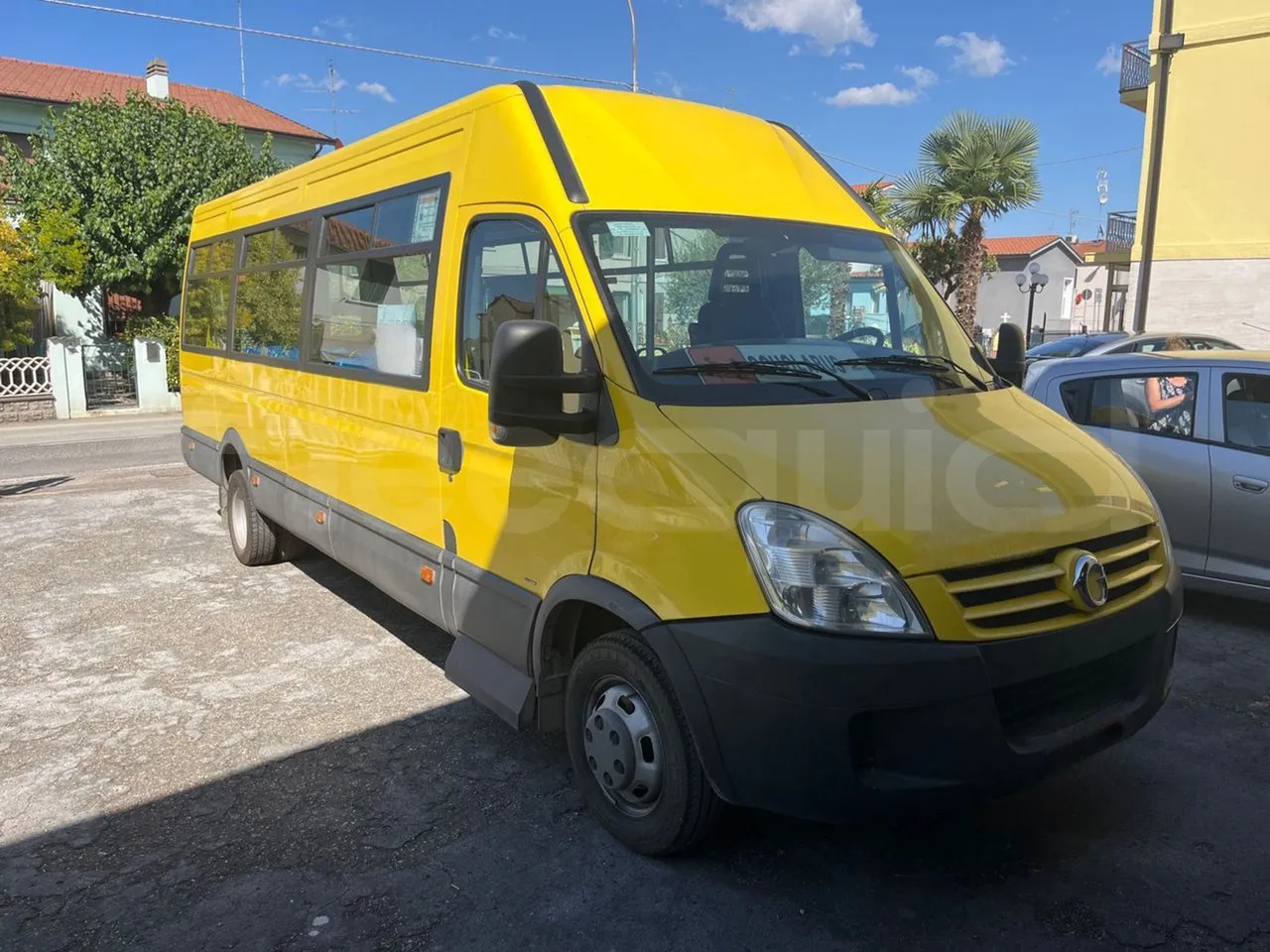 Iveco Daily - Schoolbus: afbeelding 1 Iveco Daily - Schoolbus: afbeelding 1