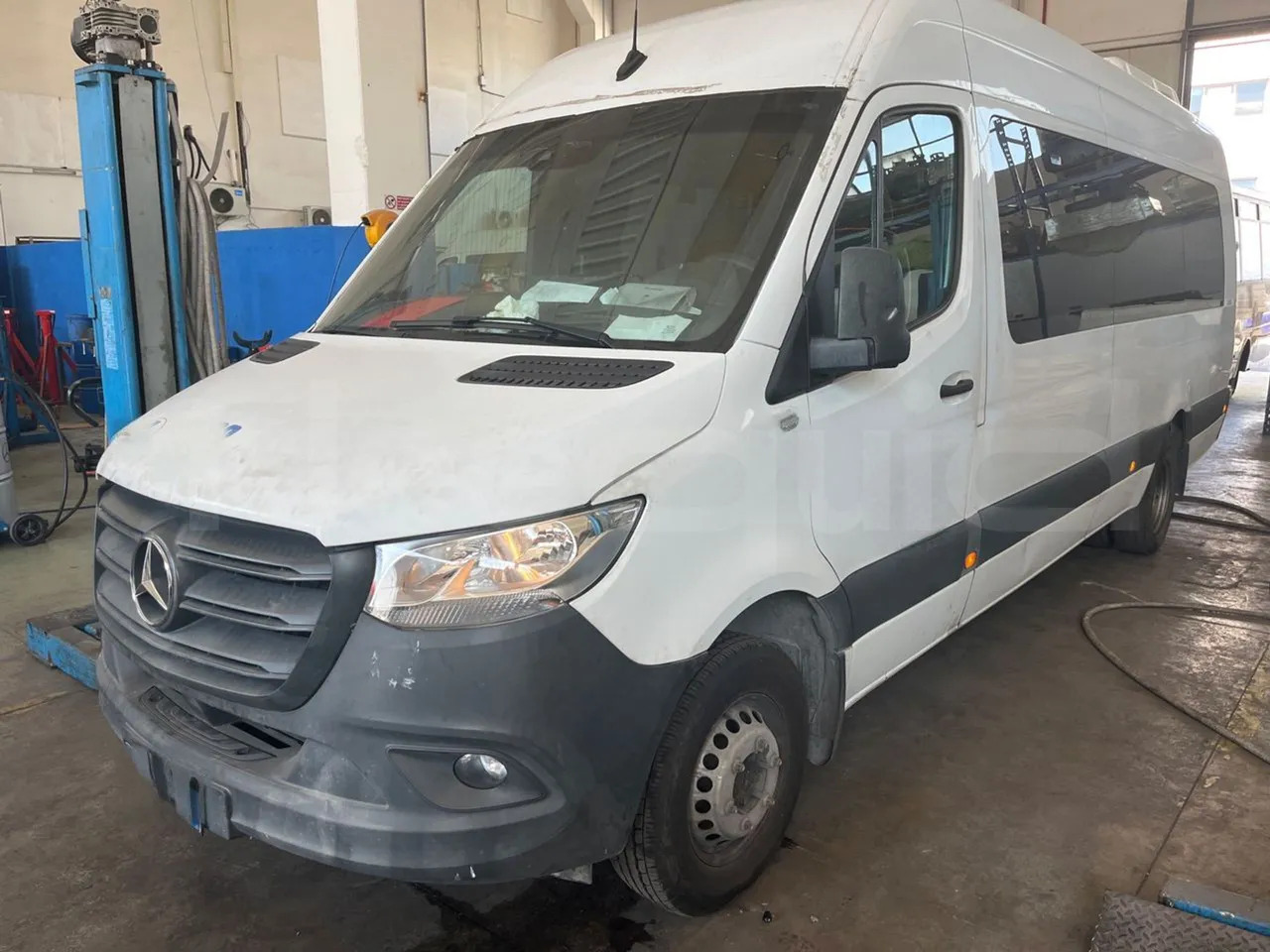 Mercedes-Benz Sprinter - Streekbus: afbeelding 4 Mercedes-Benz Sprinter - Streekbus: afbeelding 4