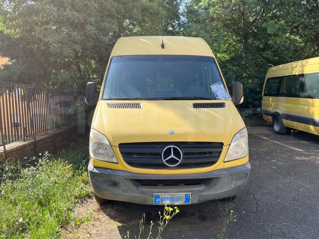 Mercedes-Benz Sprinter - Schoolbus: afbeelding 2 Mercedes-Benz Sprinter - Schoolbus: afbeelding 2