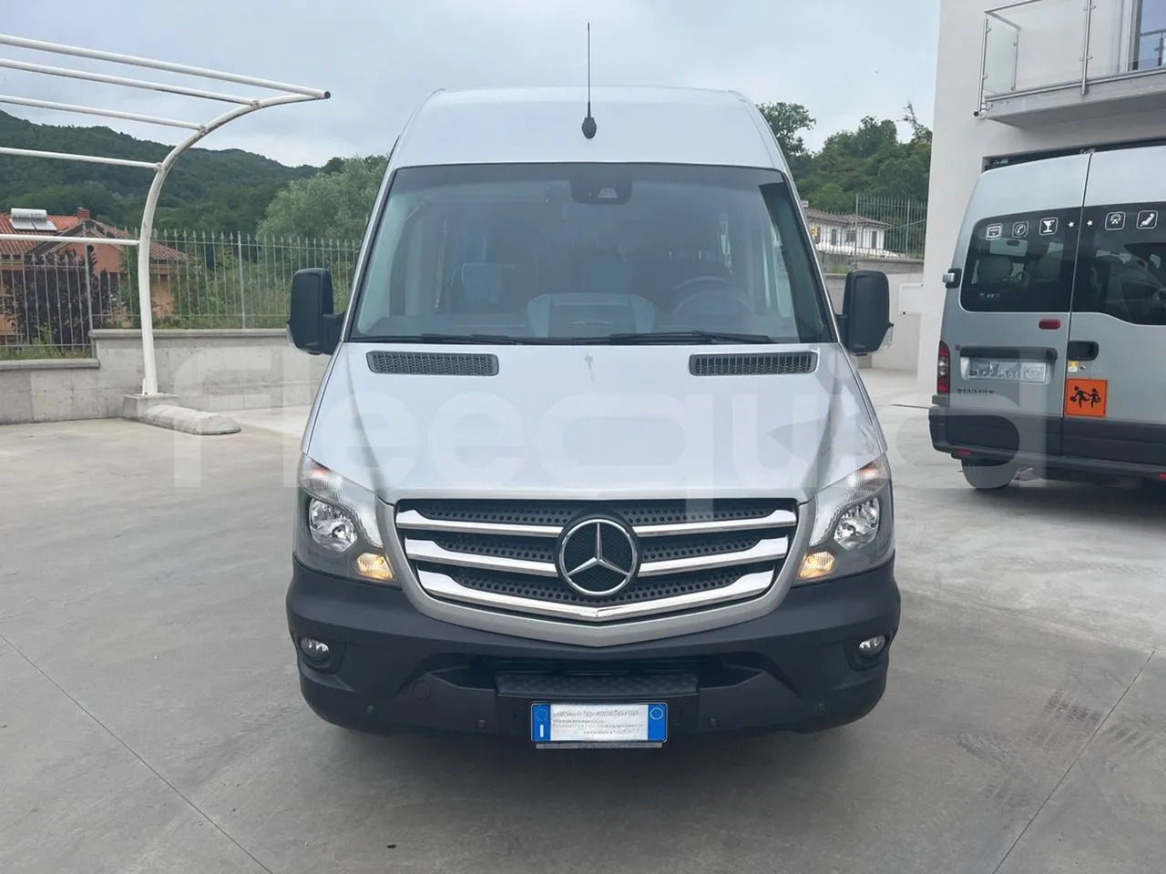Mercedes-Benz Sprinter - Streekbus: afbeelding 2 Mercedes-Benz Sprinter - Streekbus: afbeelding 2