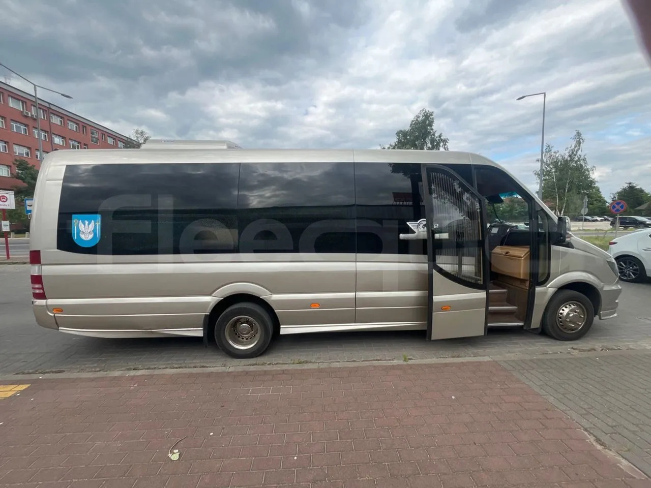 Mercedes-Benz Sprinter - Minibus, Personenvervoer: afbeelding 4 Mercedes-Benz Sprinter - Minibus, Personenvervoer: afbeelding 4