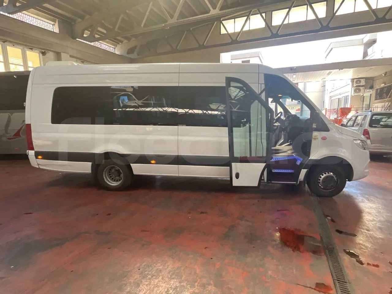 Minibus, Personenvervoer Mercedes-Benz Sprinter: afbeelding 13