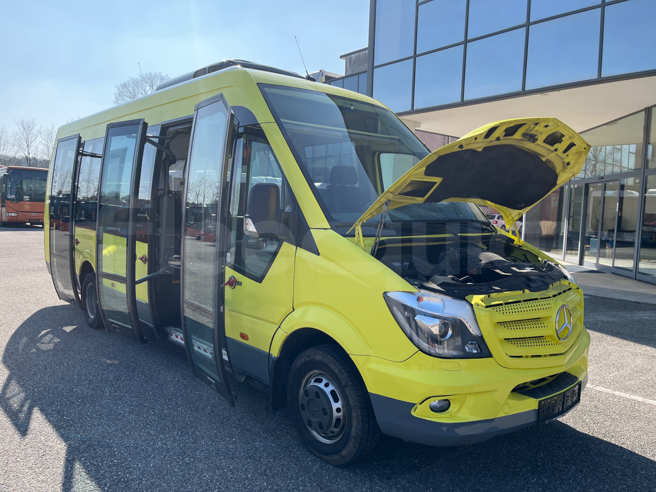 Mercedes-Benz Sprinter - Minibus, Personenvervoer: afbeelding 1 Mercedes-Benz Sprinter - Minibus, Personenvervoer: afbeelding 1