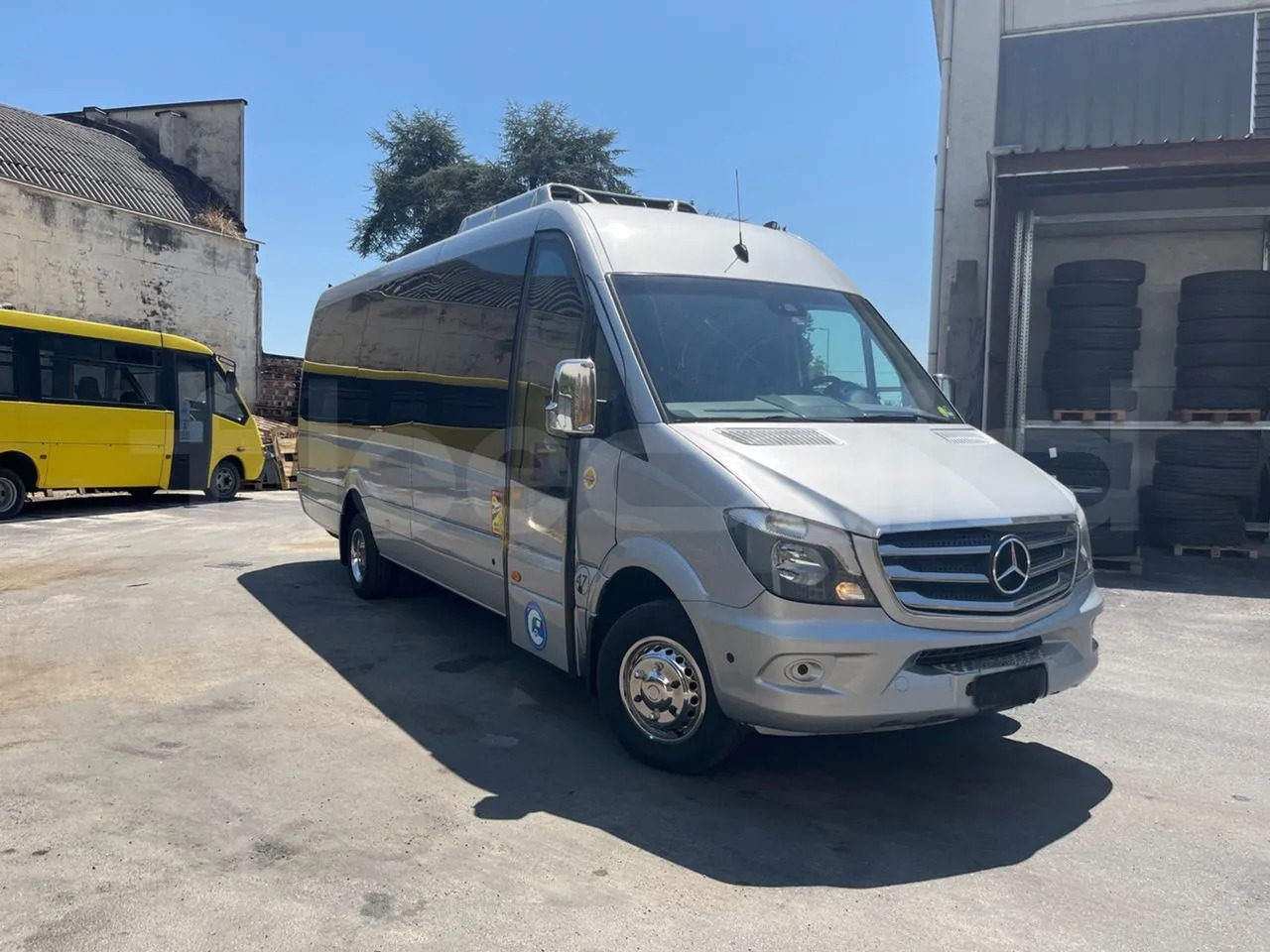 Mercedes-Benz Sprinter - Streekbus: afbeelding 1 Mercedes-Benz Sprinter - Streekbus: afbeelding 1