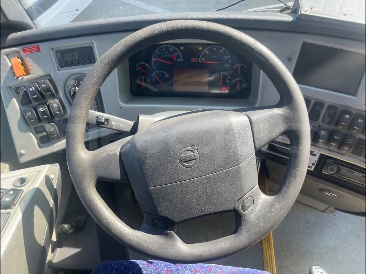 Volvo B12B - Touringcar: afbeelding 2 Volvo B12B - Touringcar: afbeelding 2