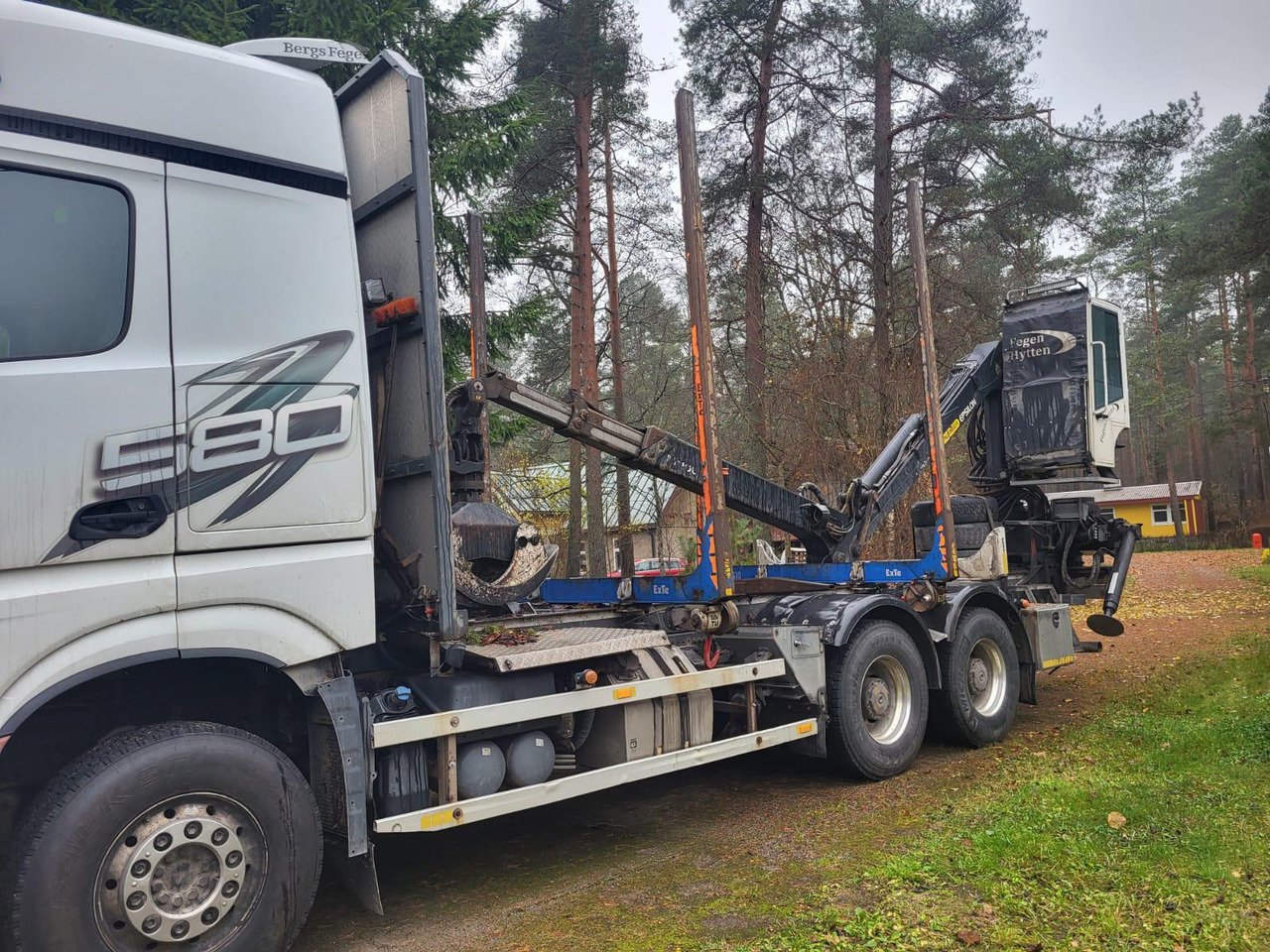 Mercedes Arocs 3358 L 6x4 Radstand 4500 Arocs 3358 L 6x4 - Houttransport: afbeelding 4 Mercedes Arocs 3358 L 6x4 Radstand 4500 Arocs 3358 L 6x4 - Houttransport: afbeelding 4