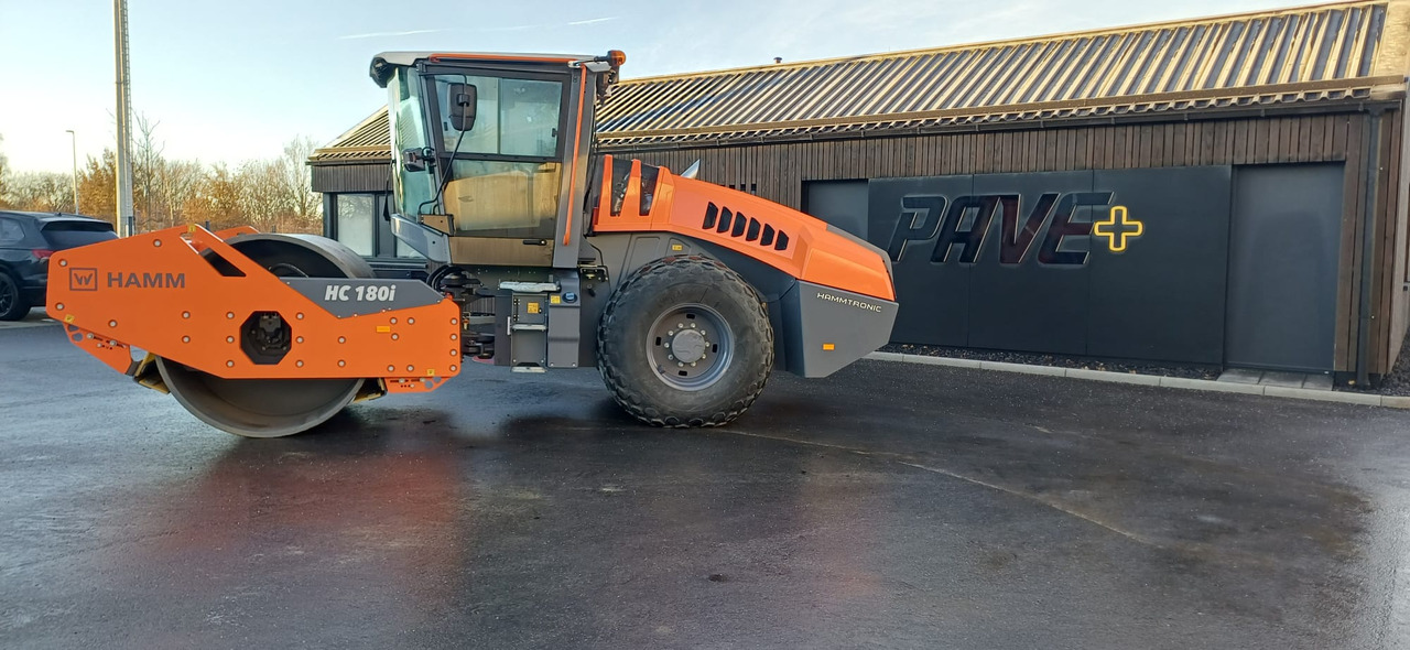 HAMM HC 180i - Schapenpootwals/ Grondverdichter: afbeelding 1 HAMM HC 180i - Schapenpootwals/ Grondverdichter: afbeelding 1