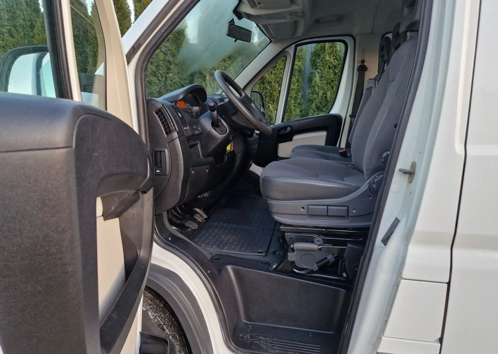 Citroën Jumper 130KM - Bestelwagen met dubbele cabine: afbeelding 4 Citroën Jumper 130KM - Bestelwagen met dubbele cabine: afbeelding 4