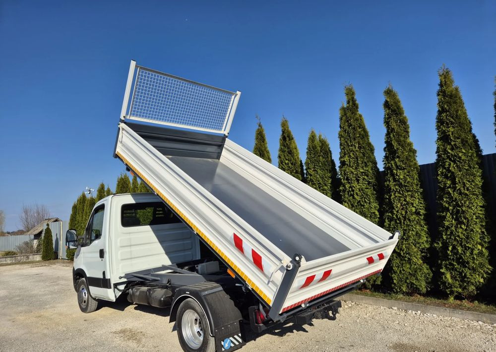 Iveco 35c15 3.0 150KM - Kipper bestelwagen: afbeelding 3 Iveco 35c15 3.0 150KM - Kipper bestelwagen: afbeelding 3