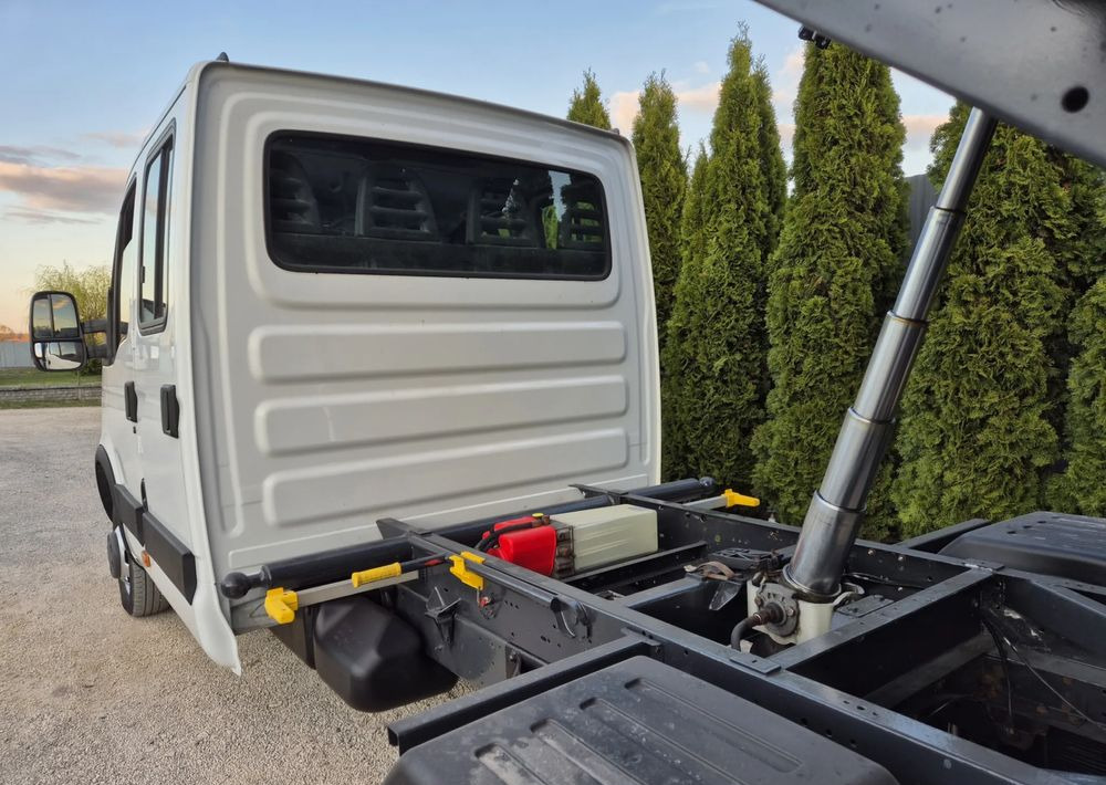 Iveco 50c15 3.0 150KM Brygadówka - Kipper bestelwagen: afbeelding 4 Iveco 50c15 3.0 150KM Brygadówka - Kipper bestelwagen: afbeelding 4