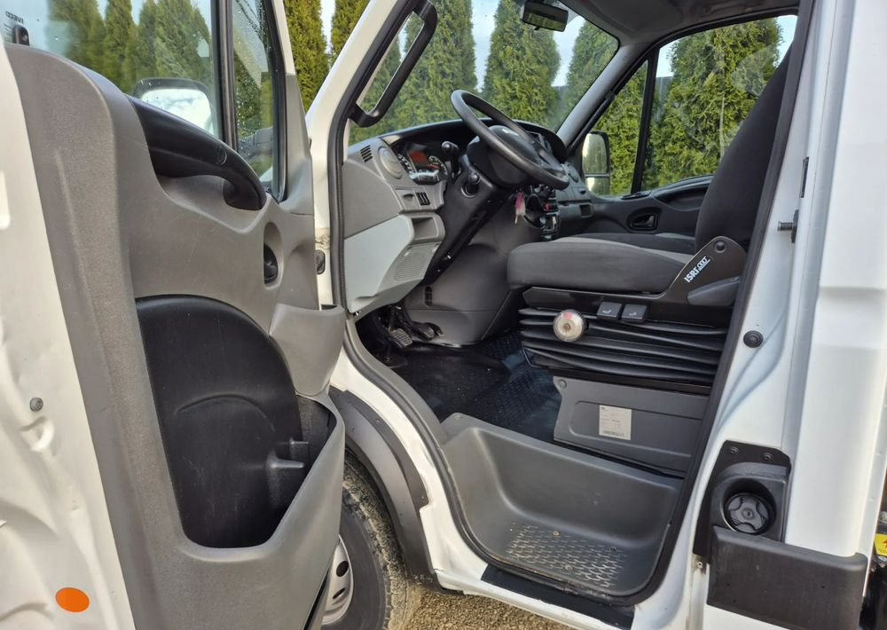 Iveco 70c17 3.0 170KM/ Wywrotka 3-str/ - Kipper bestelwagen: afbeelding 5 Iveco 70c17 3.0 170KM/ Wywrotka 3-str/ - Kipper bestelwagen: afbeelding 5