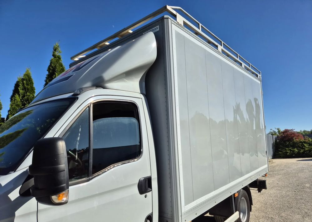 Kontener 8 palet Iveco, wysoki 230cm, bagażnik dachowy, regały, stan idealny! - Gesloten laadbak: afbeelding 4 Kontener 8 palet Iveco, wysoki 230cm, bagażnik dachowy, regały, stan idealny! - Gesloten laadbak: afbeelding 4