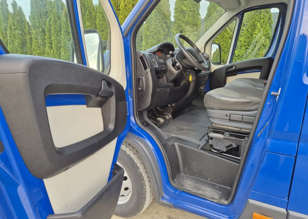 Peugeot Boxer 2.2 150KM brygadówka Maxi wzmocniony koła 16 cali Dubel - Bestelwagen met dubbele cabine: afbeelding 5 Peugeot Boxer 2.2 150KM brygadówka Maxi wzmocniony koła 16 cali Dubel - Bestelwagen met dubbele cabine: afbeelding 5