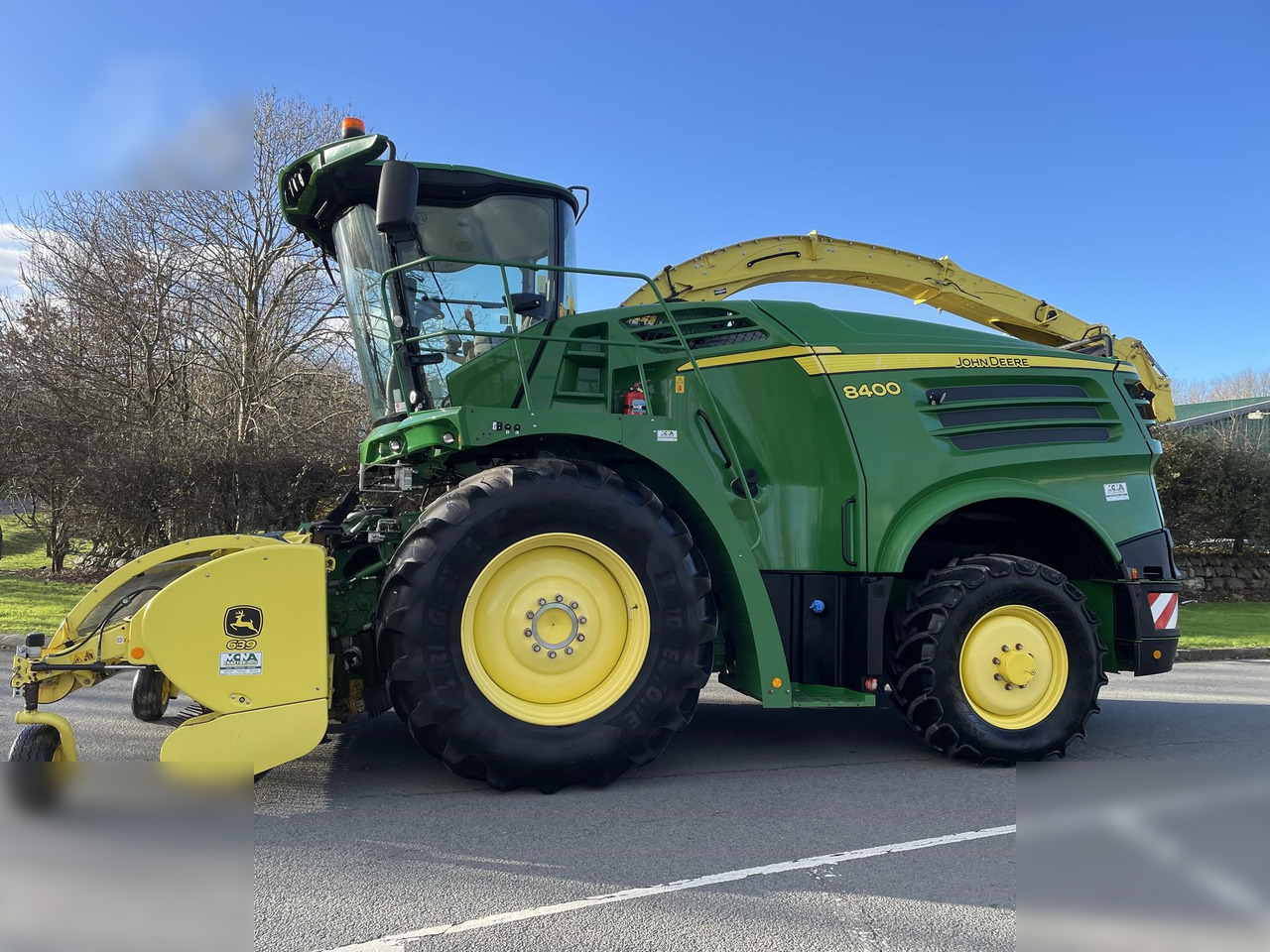 2018 JOHN DEERE 8400 - Hakselaar: afbeelding 2 2018 JOHN DEERE 8400 - Hakselaar: afbeelding 2