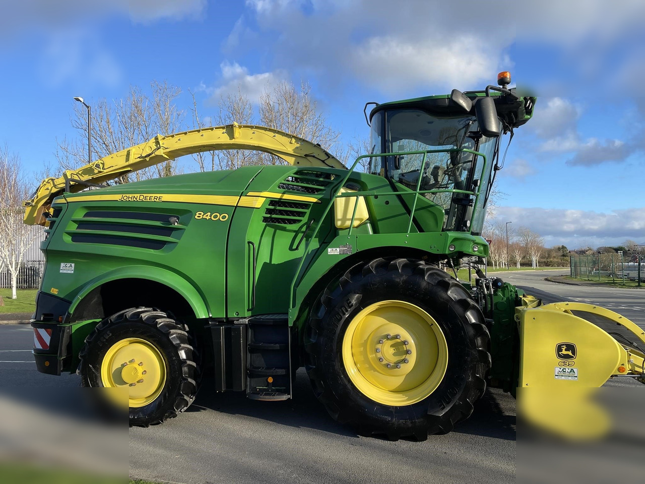 2018 JOHN DEERE 8400 - Hakselaar: afbeelding 1 2018 JOHN DEERE 8400 - Hakselaar: afbeelding 1