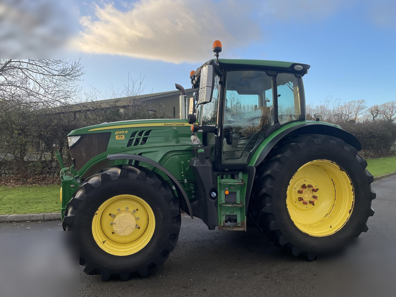 2020 JOHN DEERE 6155R - Tractor: afbeelding 1 2020 JOHN DEERE 6155R - Tractor: afbeelding 1