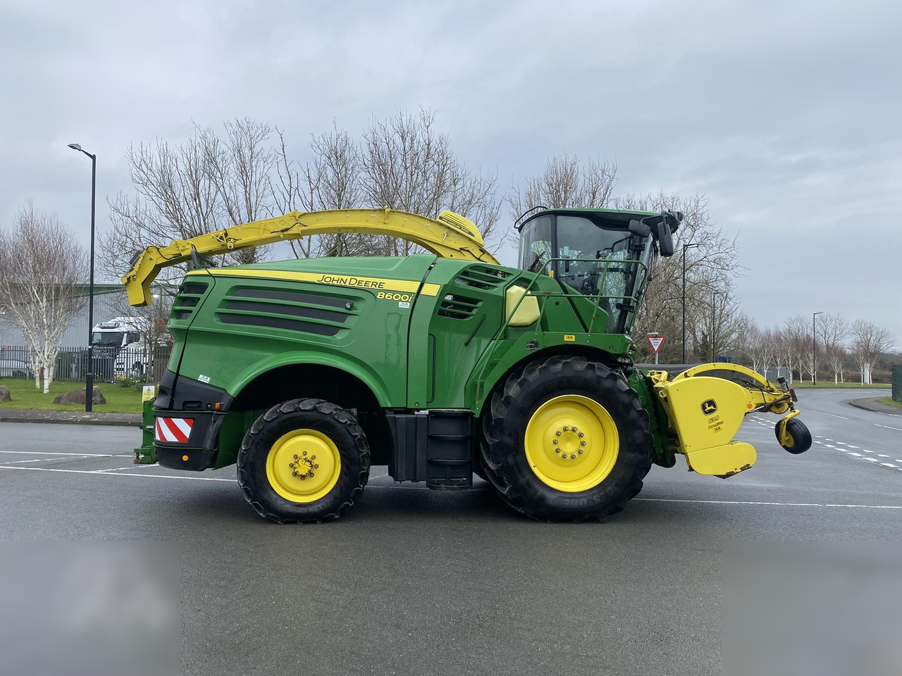 2020 JOHN DEERE 8600 - Hakselaar: afbeelding 4 2020 JOHN DEERE 8600 - Hakselaar: afbeelding 4