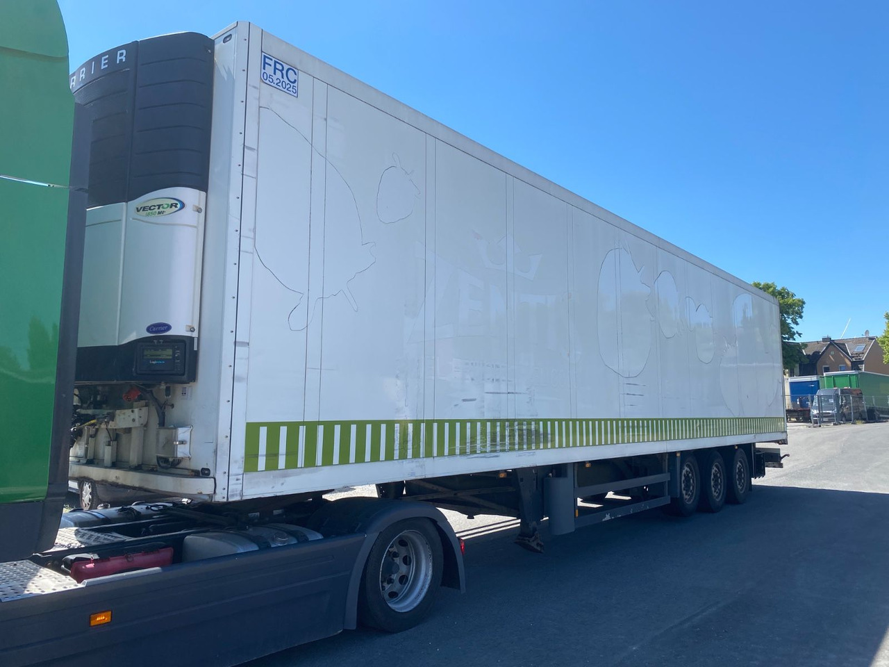 Schmitz Cargobull Carrier 1850 MT/ Doppelstock/Trennwand/ 2,75 m - Koelwagen oplegger: afbeelding 4 Schmitz Cargobull Carrier 1850 MT/ Doppelstock/Trennwand/ 2,75 m - Koelwagen oplegger: afbeelding 4