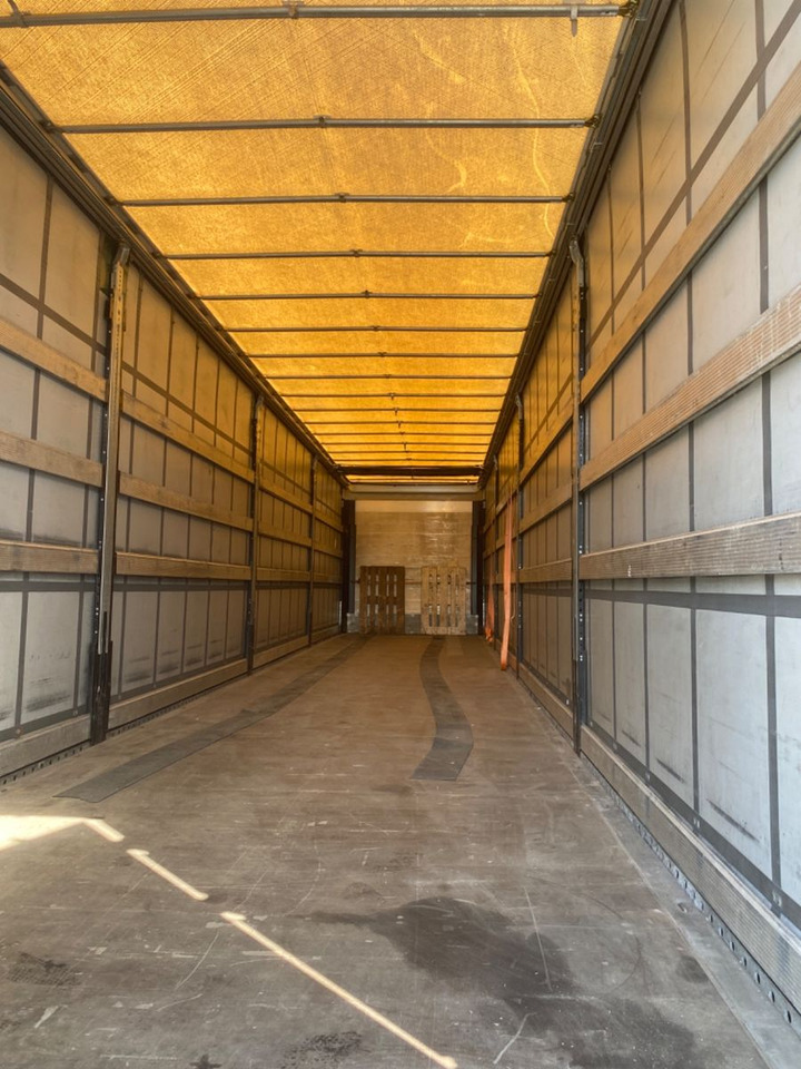 Schmitz Cargobull SCS 24/ Tautliner/Liftachse/Alufelgen/Pal.Kasten - Schuifzeiloplegger: afbeelding 4 Schmitz Cargobull SCS 24/ Tautliner/Liftachse/Alufelgen/Pal.Kasten - Schuifzeiloplegger: afbeelding 4