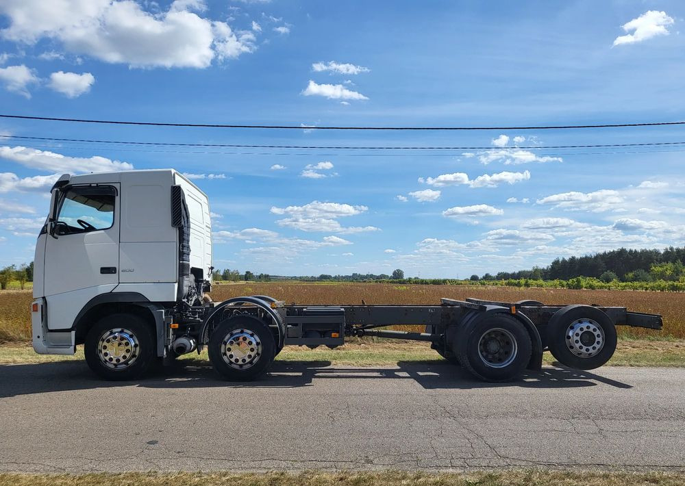Volvo FH 500 8x2 - Chassis vrachtwagen: afbeelding 4 Volvo FH 500 8x2 - Chassis vrachtwagen: afbeelding 4