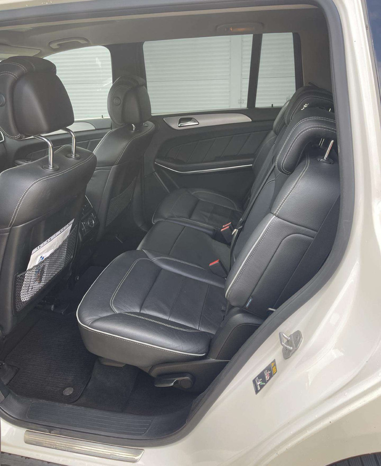 Mercedes-Benz GL350 - SUV: afbeelding 5 Mercedes-Benz GL350 - SUV: afbeelding 5