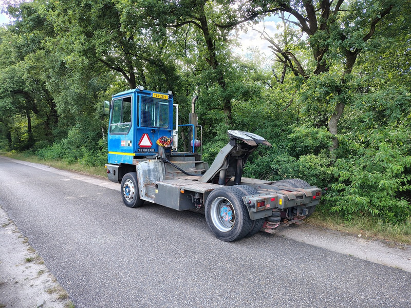 Terberg Yt180 - Terminal trekker: afbeelding 3 Terberg Yt180 - Terminal trekker: afbeelding 3