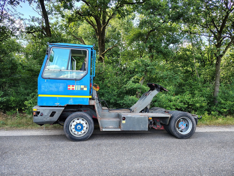 Terberg Yt180 - Terminal trekker: afbeelding 2 Terberg Yt180 - Terminal trekker: afbeelding 2