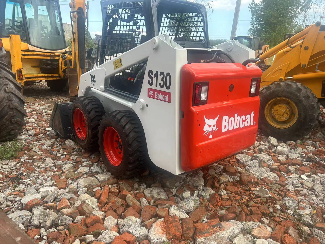 BOBCAT S130 skid steer loader Mining/Agriculture/Urban Construction - Schranklader: afbeelding 4 BOBCAT S130 skid steer loader Mining/Agriculture/Urban Construction - Schranklader: afbeelding 4
