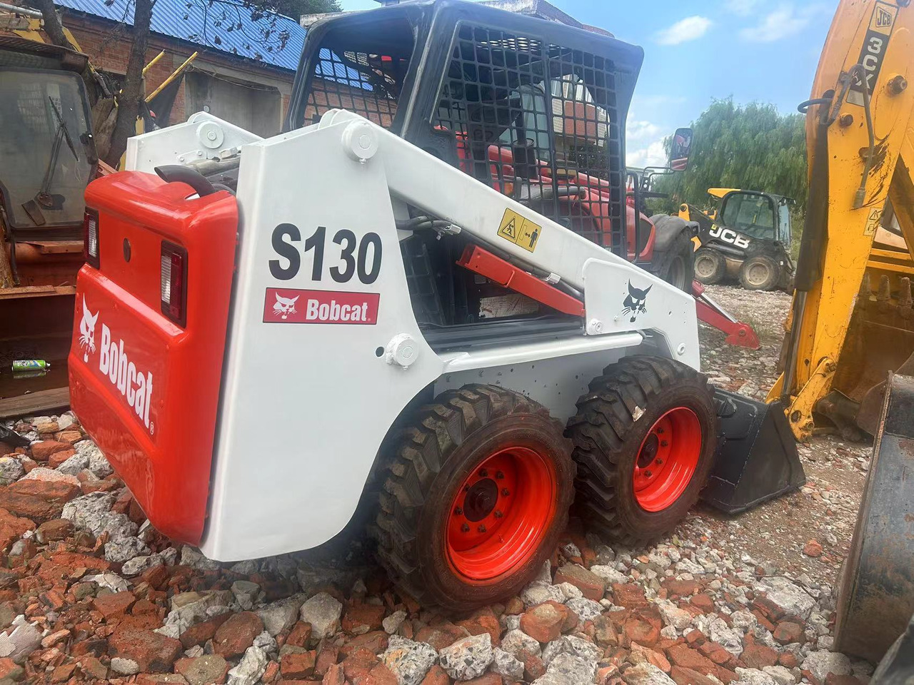 BOBCAT S130 skid steer loader Mining/Agriculture/Urban Construction - Schranklader: afbeelding 1 BOBCAT S130 skid steer loader Mining/Agriculture/Urban Construction - Schranklader: afbeelding 1