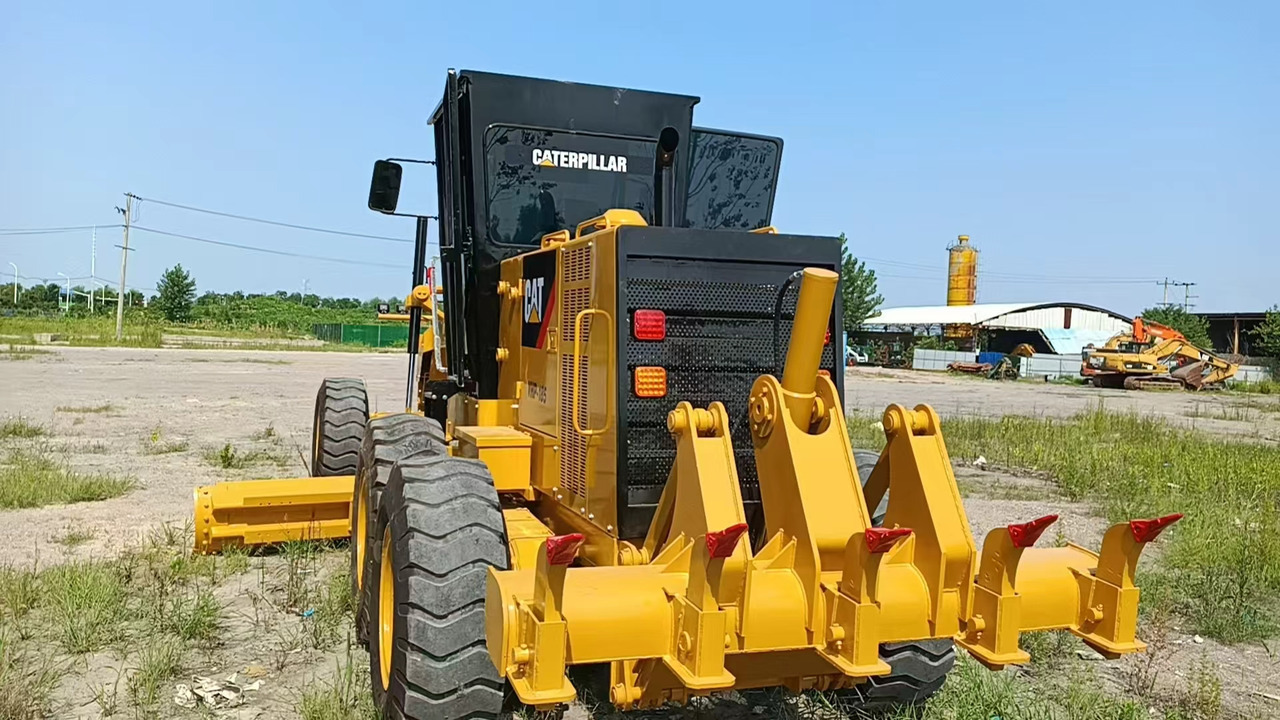 CATERPILLAR 140K used motor grader low price - Grader: afbeelding 4 CATERPILLAR 140K used motor grader low price - Grader: afbeelding 4