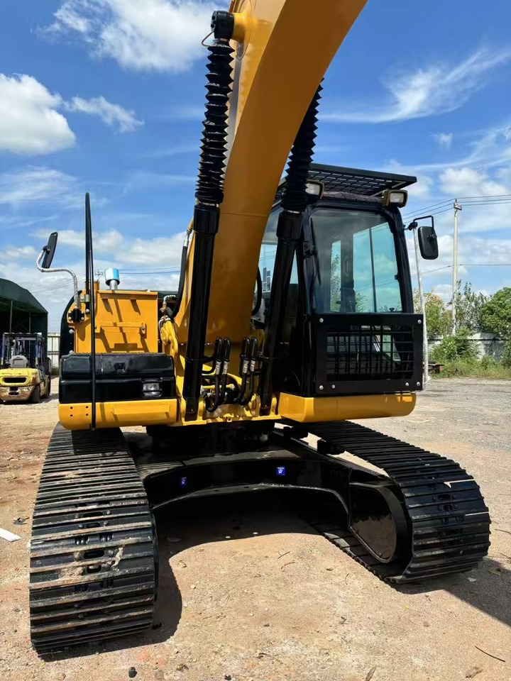 CATERPILLAR 320D2 low hour good condition excavator promotion - Rupsgraafmachine: afbeelding 3 CATERPILLAR 320D2 low hour good condition excavator promotion - Rupsgraafmachine: afbeelding 3