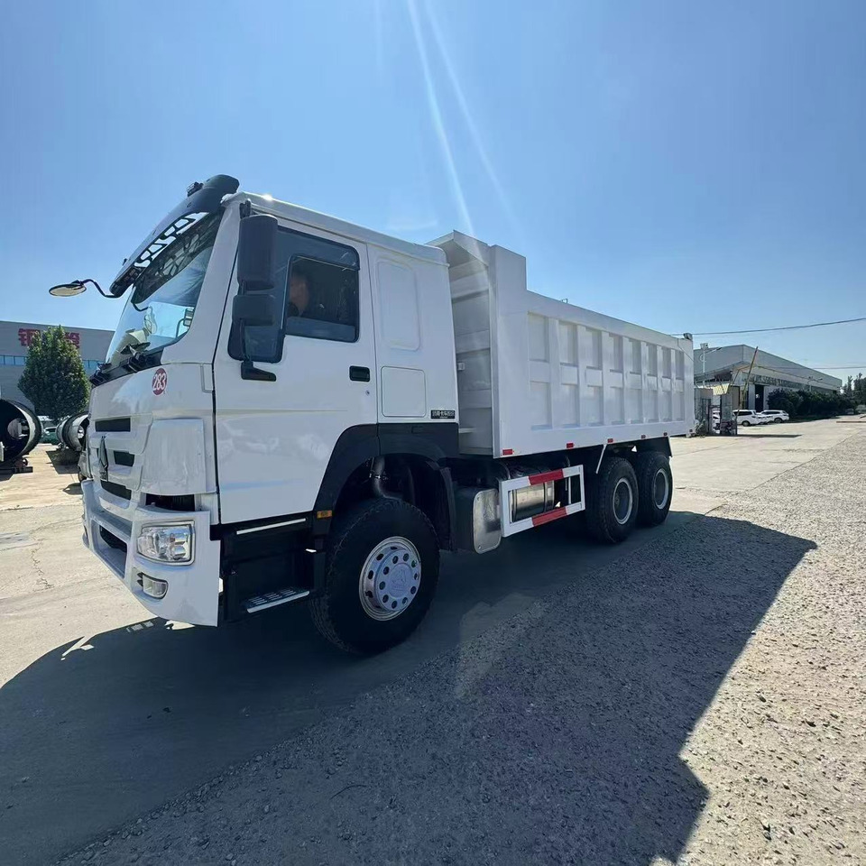 SINOTRUK howo 371 6x4 dump truck - Kipper vrachtwagen: afbeelding 1 SINOTRUK howo 371 6x4 dump truck - Kipper vrachtwagen: afbeelding 1