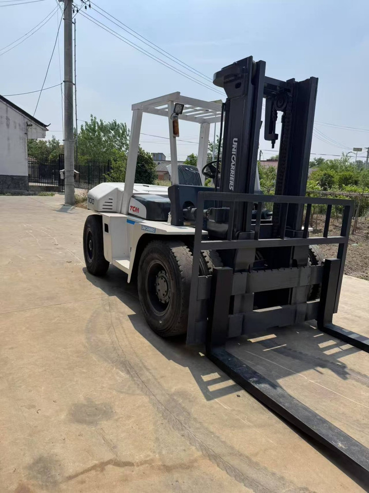 TCM fd100 used 2024 japan brand diesel forklift - Diesel heftruck: afbeelding 2 TCM fd100 used 2024 japan brand diesel forklift - Diesel heftruck: afbeelding 2
