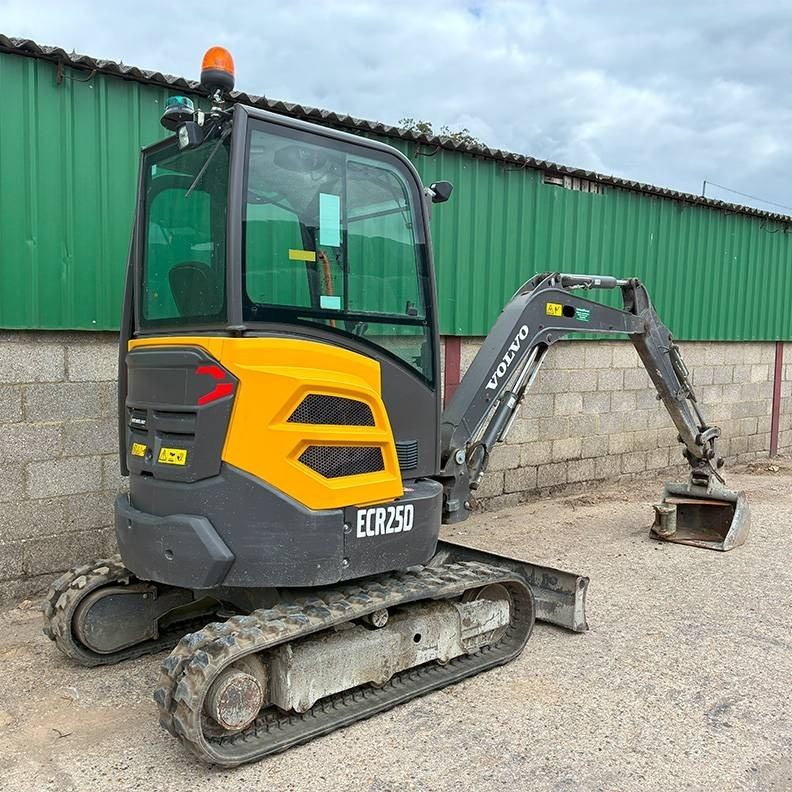 Volvo ECR25D - Minigraafmachine: afbeelding 2 Volvo ECR25D - Minigraafmachine: afbeelding 2