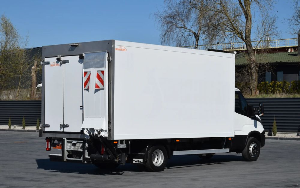 Iveco DAILY 70C18 / 3.0 - 180 KM / AUTOMAT HI-MATIC / 3 OSOBY / CHŁODNIA - MROŹNIA 4,55 M / AGREGAD FRIGOBLOCK / WINDA SORENSEN / KLIMA / TEMPOMAT / KAMERA COFANIA / REGULOWANE ZAWIESZENIE / SERWISOWA - Koelwagen vrachtwagen: afbeelding 5 Iveco DAILY 70C18 / 3.0 - 180 KM / AUTOMAT HI-MATIC / 3 OSOBY / CHŁODNIA - MROŹNIA 4,55 M / AGREGAD FRIGOBLOCK / WINDA SORENSEN / KLIMA / TEMPOMAT / KAMERA COFANIA / REGULOWANE ZAWIESZENIE / SERWISOWA - Koelwagen vrachtwagen: afbeelding 5