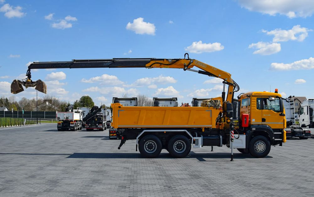 MAN TGS 26.400 / 6x4 / EURO 6 / UDT / HDS FASSI 165 / WYSUW x3 / ROTATOR / CHWYTAK / STEROWANIE RADIOWE / WZMOCNIONA RAMA / WYWROTKA / HYDROBURTA / AUTOMAT / 2017 / NOWE OPONY - 100% / NISKI PRZEBIEG - Kipper vrachtwagen: afbeelding 4 MAN TGS 26.400 / 6x4 / EURO 6 / UDT / HDS FASSI 165 / WYSUW x3 / ROTATOR / CHWYTAK / STEROWANIE RADIOWE / WZMOCNIONA RAMA / WYWROTKA / HYDROBURTA / AUTOMAT / 2017 / NOWE OPONY - 100% / NISKI PRZEBIEG - Kipper vrachtwagen: afbeelding 4