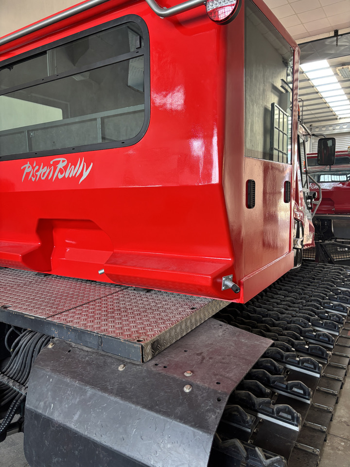 Pistenbully PB100 with Cabin - Gemeentelijke machine/ Speciaal: afbeelding 5 Pistenbully PB100 with Cabin - Gemeentelijke machine/ Speciaal: afbeelding 5
