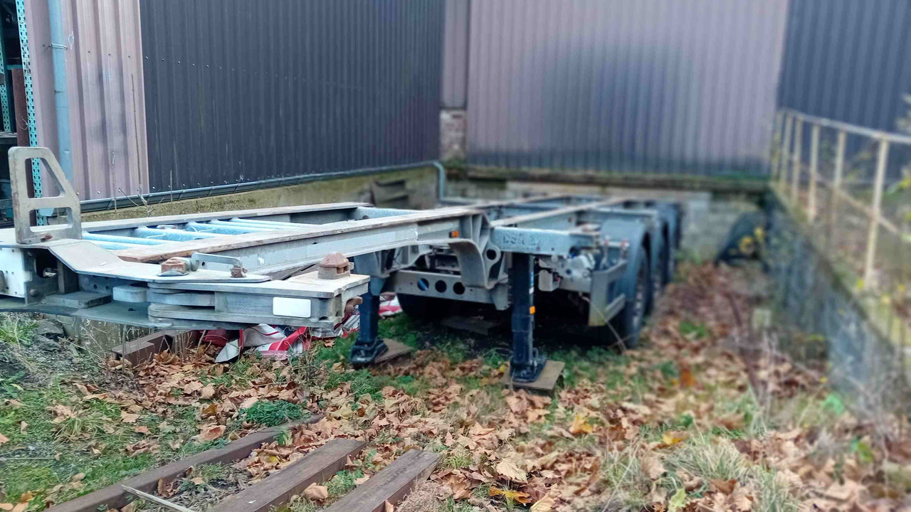 SCHMITZ CARGOBULL châssis porte-conteneur semi-remorque Os - type SGF*3 - adaptable pour conteneur 20' et 40' - Containertransporter/ Wissellaadbak oplegger: afbeelding 2 SCHMITZ CARGOBULL châssis porte-conteneur semi-remorque Os - type SGF*3 - adaptable pour conteneur 20' et 40' - Containertransporter/ Wissellaadbak oplegger: afbeelding 2