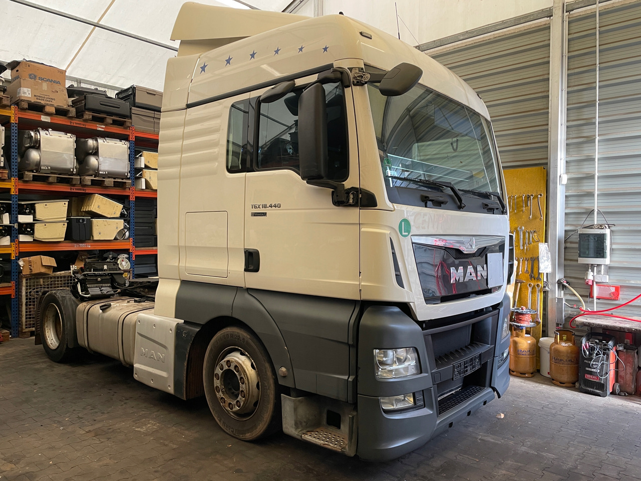 KABINA MAN TGX EURO 6 XLX BIAŁA KOLOR RAL 9010 - Cabine voor Vrachtwagen: afbeelding 1 KABINA MAN TGX EURO 6 XLX BIAŁA KOLOR RAL 9010 - Cabine voor Vrachtwagen: afbeelding 1