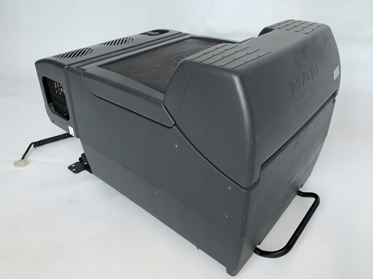 LODÓWKA MAN TGA TGX TGS TGL TGM NR 1057 - Cabine en interieur voor Vrachtwagen: afbeelding 1 LODÓWKA MAN TGA TGX TGS TGL TGM NR 1057 - Cabine en interieur voor Vrachtwagen: afbeelding 1