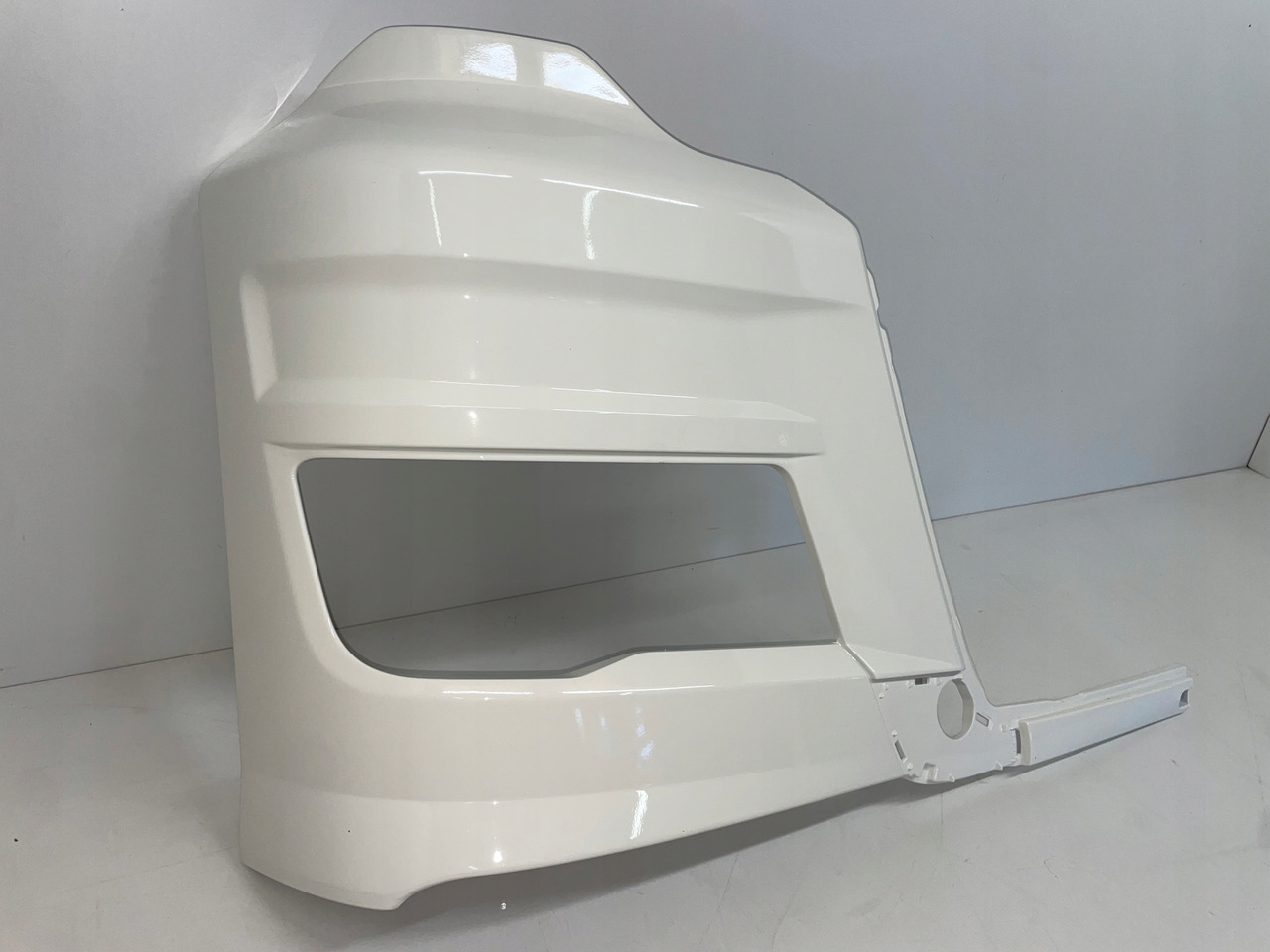 PRAWA OSŁONA ZDERZAKA ZDERZAK OKULAR MAN TGX3 TG3 TGX 3 81416142280 - Bumper voor Vrachtwagen: afbeelding 2 PRAWA OSŁONA ZDERZAKA ZDERZAK OKULAR MAN TGX3 TG3 TGX 3 81416142280 - Bumper voor Vrachtwagen: afbeelding 2