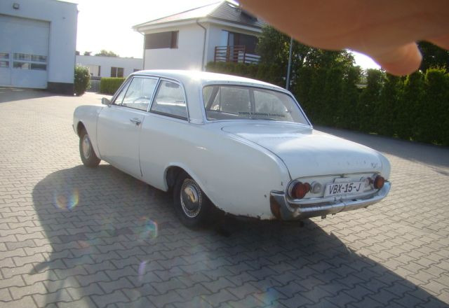 Ford Taunus - Sedan: afbeelding 3 Ford Taunus - Sedan: afbeelding 3