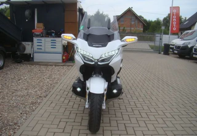 Honda GL - Motorfiets: afbeelding 3 Honda GL - Motorfiets: afbeelding 3
