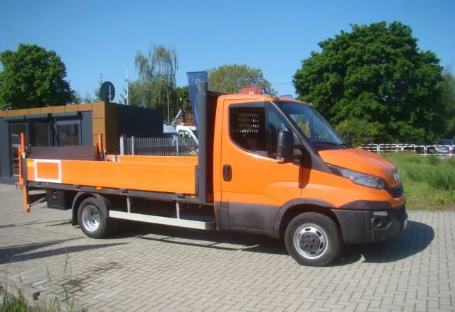 Iveco DAILY 35 C 15 WINDA 750KG 3.5T NA HAKU - Bestelwagen met open laadbak: afbeelding 4 Iveco DAILY 35 C 15 WINDA 750KG 3.5T NA HAKU - Bestelwagen met open laadbak: afbeelding 4