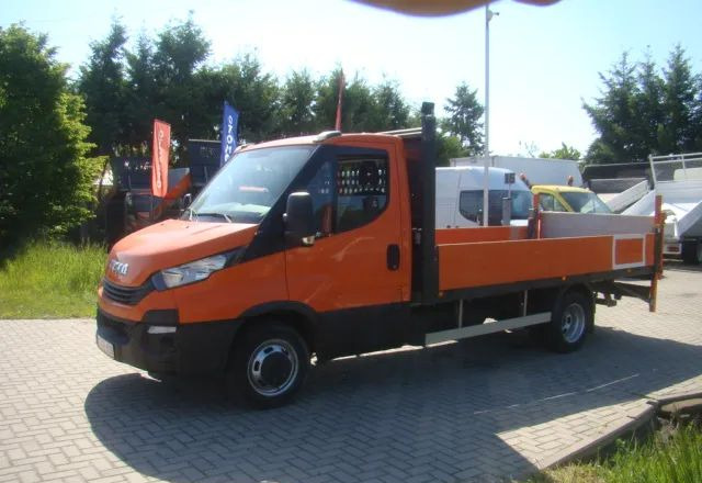 Iveco DAILY 35 C 15 WINDA 750KG 3.5T NA HAKU - Bestelwagen met open laadbak: afbeelding 1 Iveco DAILY 35 C 15 WINDA 750KG 3.5T NA HAKU - Bestelwagen met open laadbak: afbeelding 1