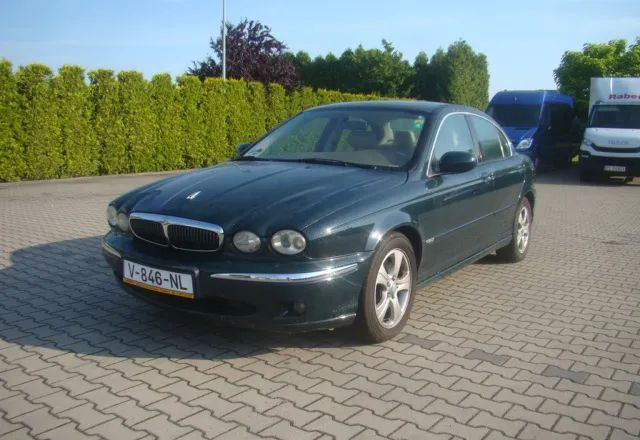 Jaguar X-Type - Sedan: afbeelding 1 Jaguar X-Type - Sedan: afbeelding 1