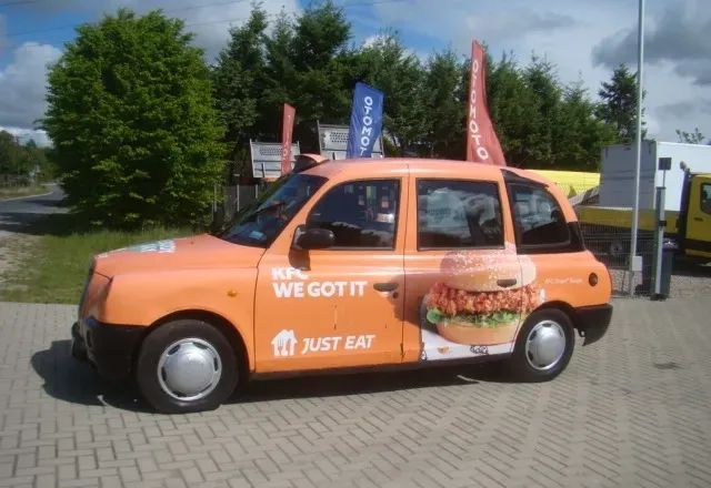 LTI Inny - Personenwagen: afbeelding 2 LTI Inny - Personenwagen: afbeelding 2