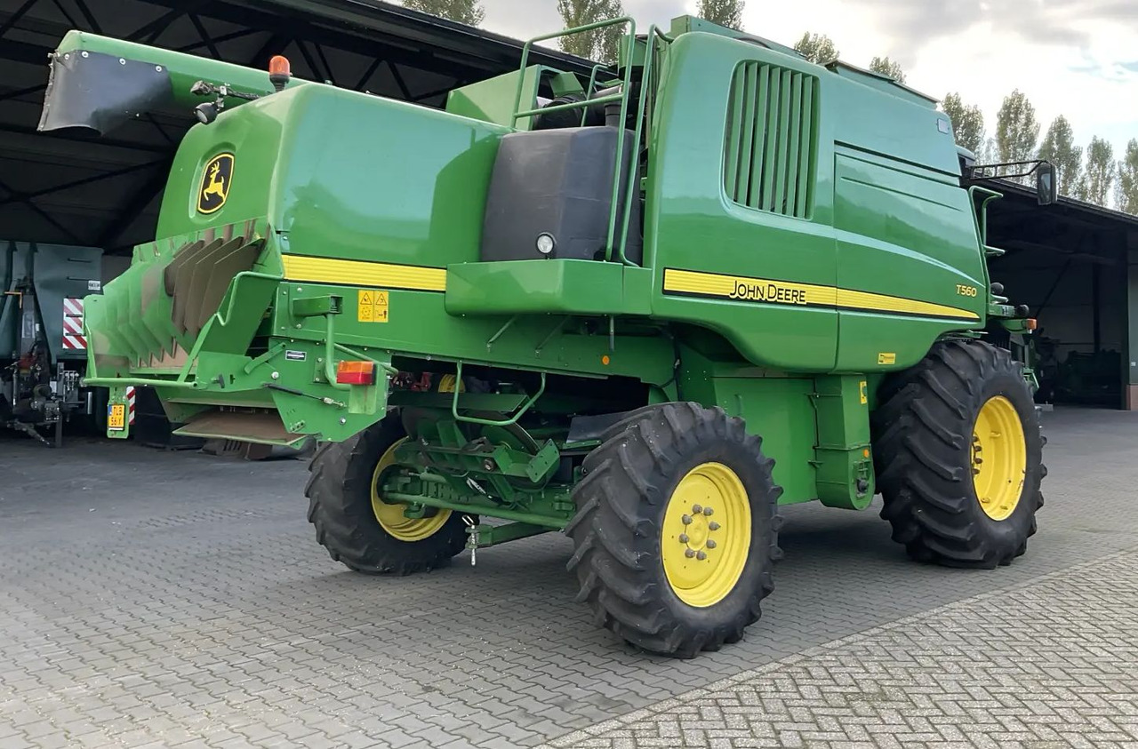 John Deere T560 - Maaidorser: afbeelding 2 John Deere T560 - Maaidorser: afbeelding 2